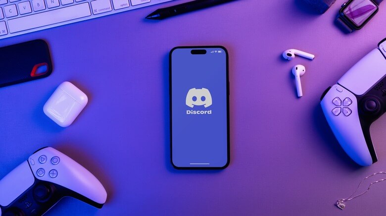 Discord - Social Media Gaming Chat App